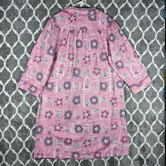 Village Fair Housecoat Women Medium Pink Floral Button Front Robe Pockets Cotton - Picture 3 of 8